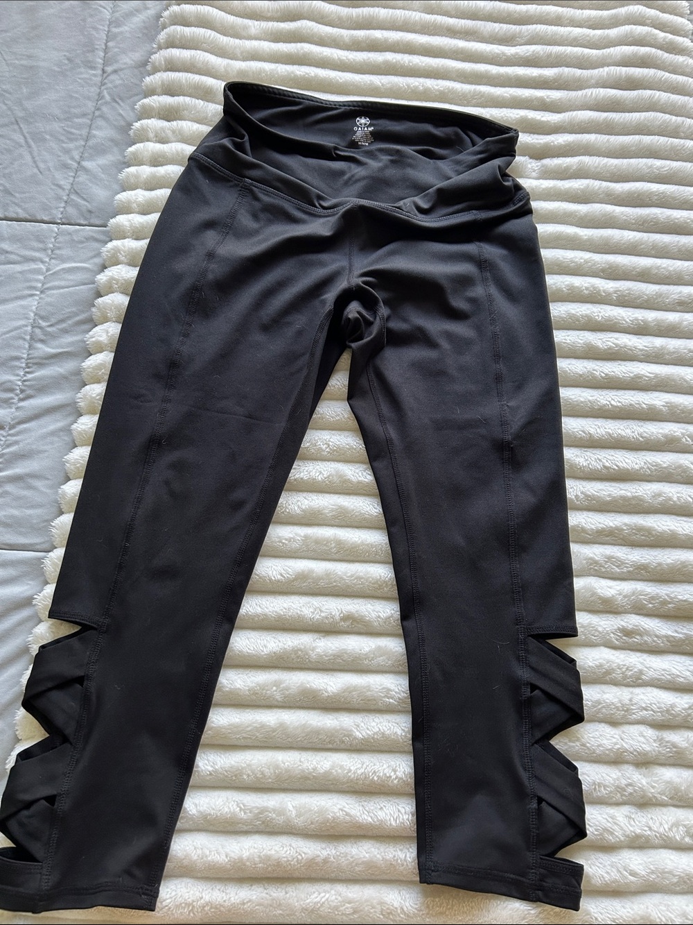 GAIAM Black Leggings with Crisscross Side Hem